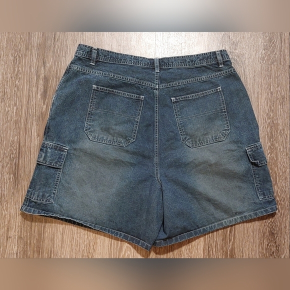 Sonoma Dark Wash Cargo Denim Jean Shorts Size 16 Adjustable Waist 100% Cotton - Picture 7 of 8